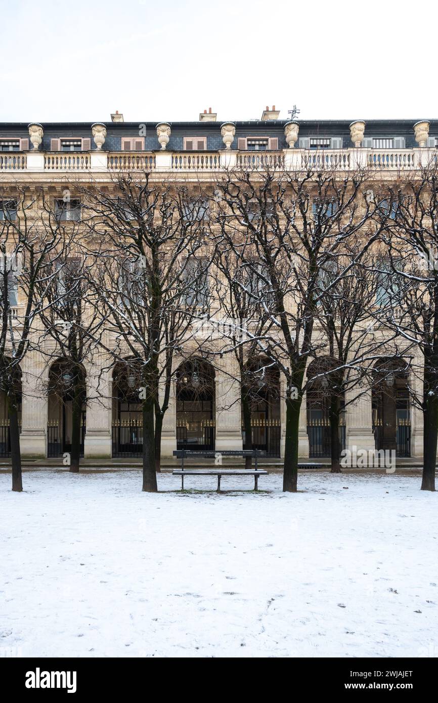 Paris, France, jardin du Palais Royal sous la neige, éditorial seulement. Banque D'Images