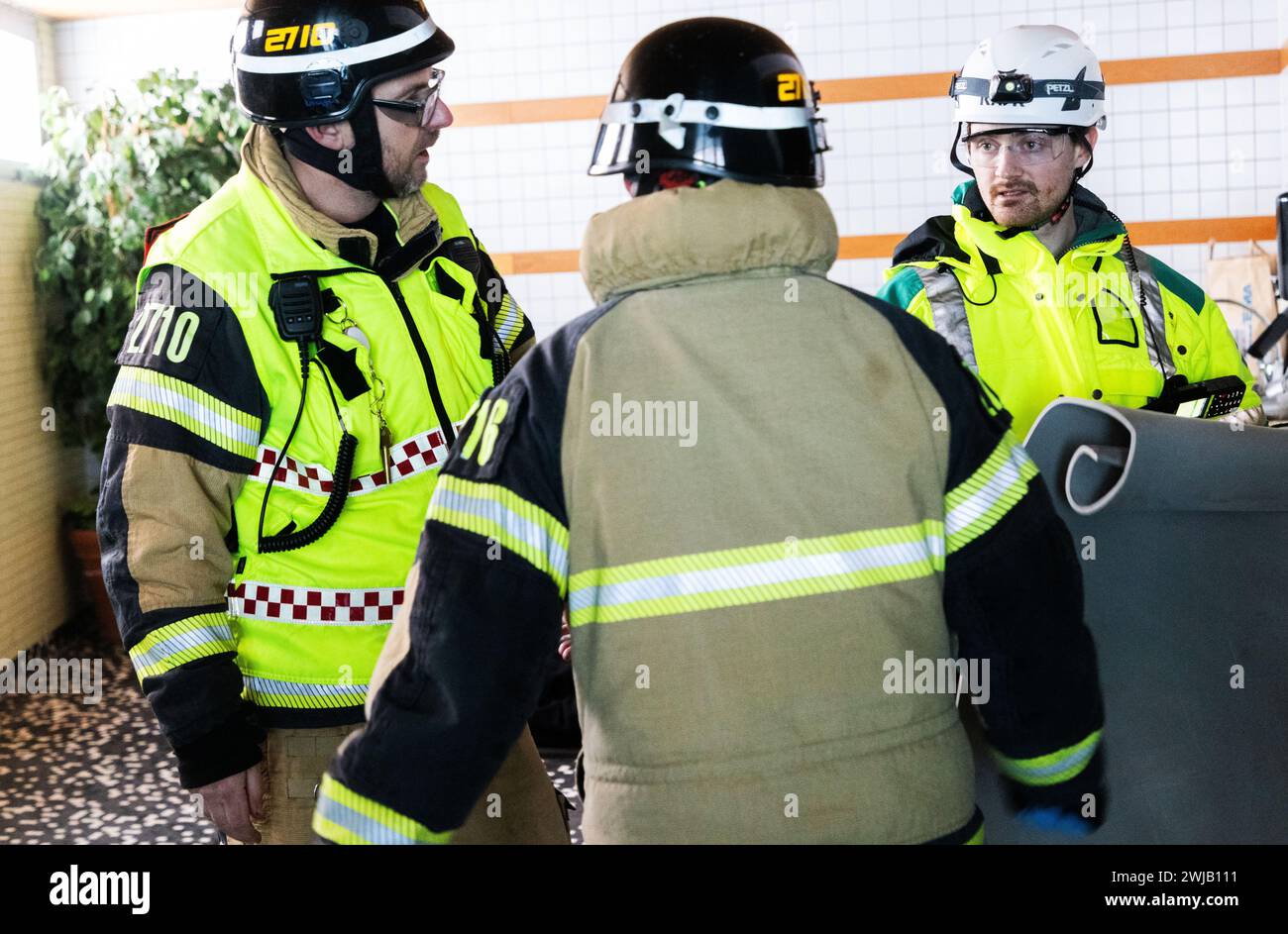 Mardi, la police et les services d'urgence se sont entraînés sur la «violence mortelle continue» (en suédois : pågående dödligt våld, PDV) ou en anglais, Active Shooter, à Linköping, en Suède. Banque D'Images