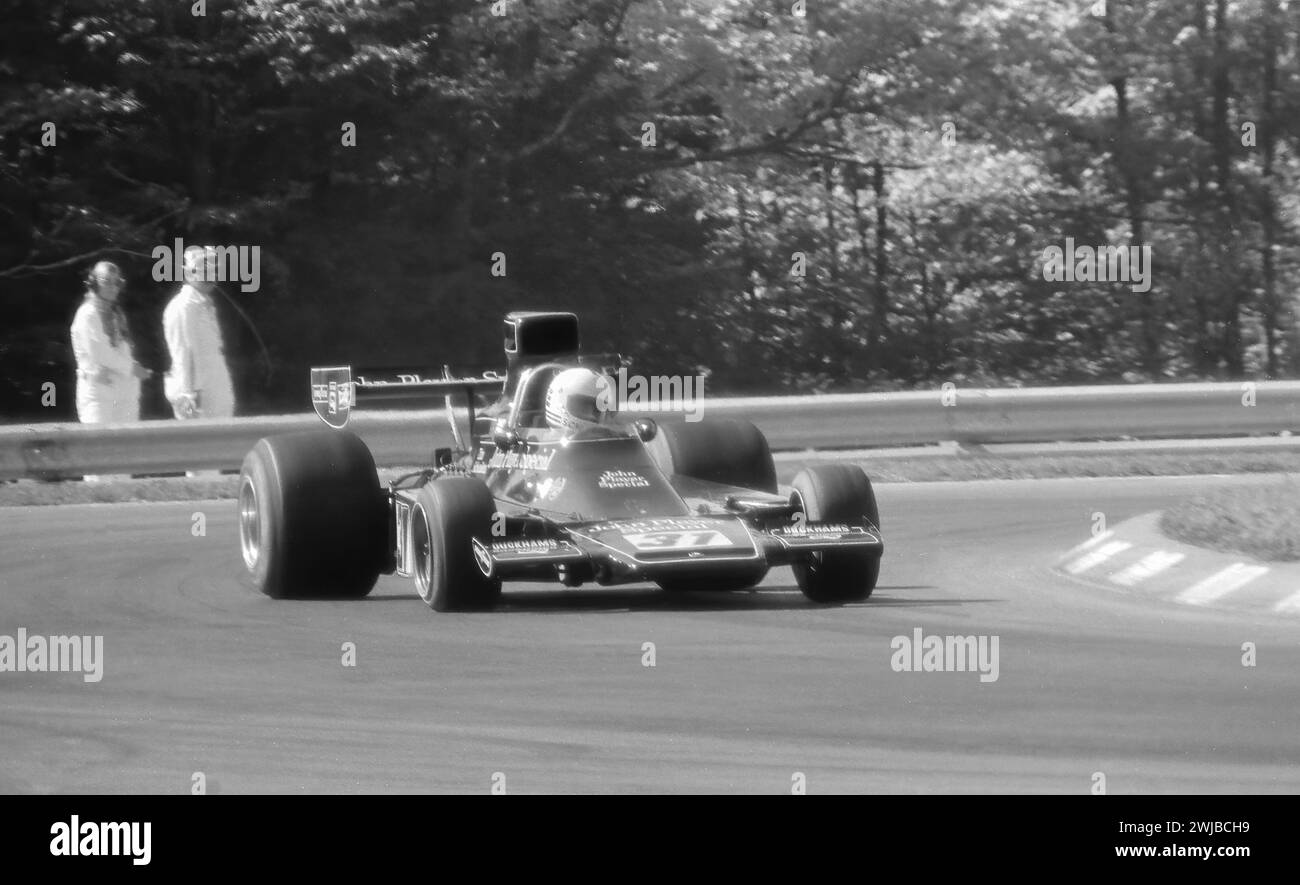Tim Schenken dans un John Player Team Lotus 76 au Grand Prix de F1 de Watkins Glen 1974 , a commencé 27e, disqualifié Banque D'Images