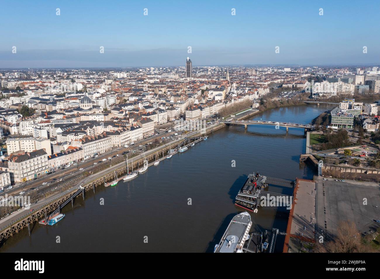 Photo prise par un drone de la ville française de Nantes sur la Loire. Banque D'Images