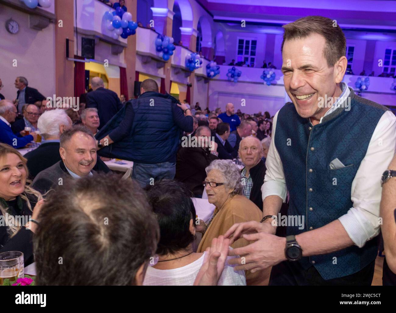 14.02.2024, Ried im Innkreis, AUT, Unterwegs in Oberösterreich, Politischer Aschermittwoch der FPÖ in der Jahnturnhalle Ried im Innkreis, im Bild Harald Vilimsky, *** 14 02 2024, Ried im Innkreis, AUT, sur la route de haute-Autriche, mercredi des cendres politiques du FPÖ dans la Jahnturnhalle Ried im Innkreis, sur la photo Harald Vilimsky, Banque D'Images