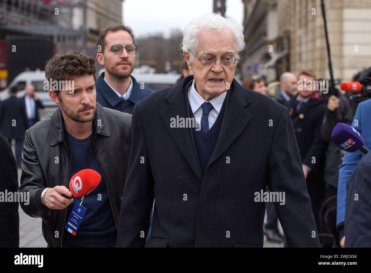 Paris, France. 14 février 2024. Julien Mattia/le Pictorium - hommage national à Robert Badinter - 14/02/2024 - France/Ile-de-France (région)/Paris - Lionel Jospin à l'hommage national à Robert Badinter à la place Vendôme, Paris, 14 février 2024 crédit : LE PICTORIUM/Alamy Live News Banque D'Images