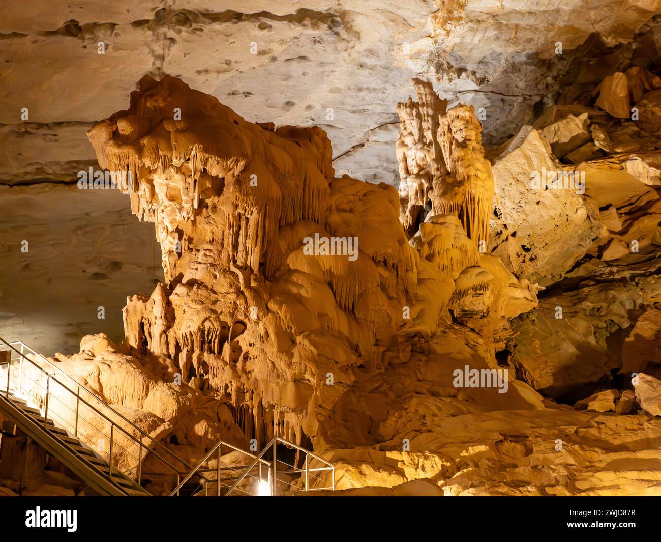 Dans la grotte Al Hoota, à Al-Hamra', gouvernorat ad Dakhiliyah, Oman Banque D'Images