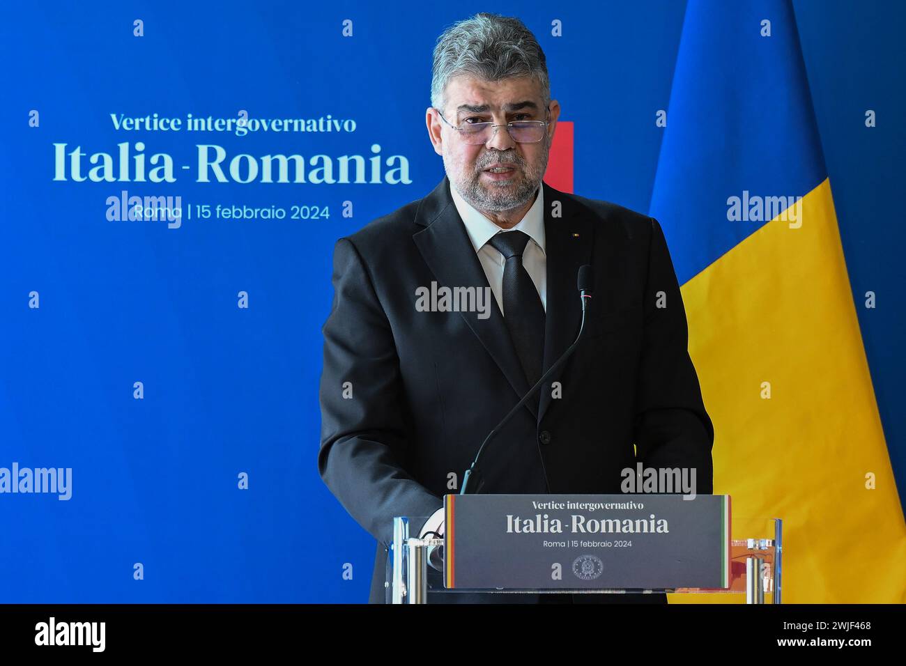 Rome, Italie. 15 février 2024. Lors du Sommet intergouvernemental Italie - Roumanie rencontre entre la Présidente du Conseil des Ministres, Giorgia Meloni, le premier Ministre de Roumanie, Marcel Ciolacu, le 15 février 2024 à la Villa Pamphili à Rome, Italie. Crédit : Live Media Publishing Group/Alamy Live News Banque D'Images