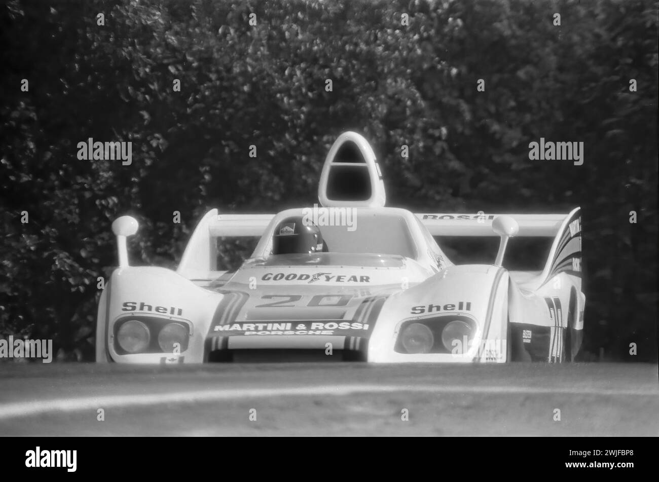 Martini Racing Porsche System Porsche 936 pilotée par Jacky Ickx lors de la 5e ronde du Championnat du monde des voitures de sport 1976 à Mosport Park Canada, a commencé 3e, terminé 3e. Banque D'Images