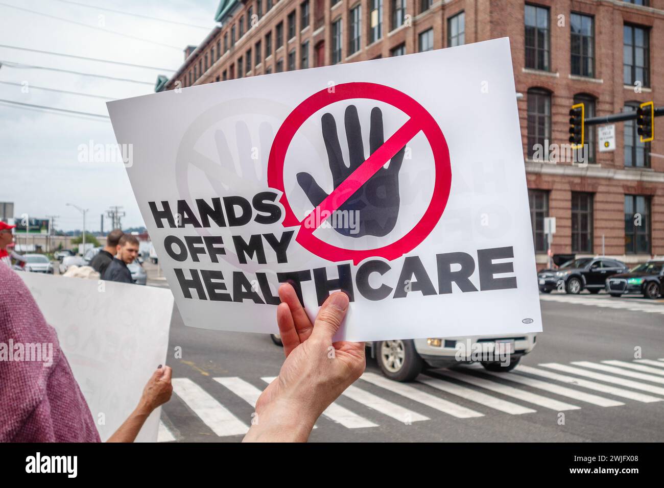 LAWRENCE, ma, États-Unis – 20 JUILLET 2017 : des manifestants protestent en faveur de la législation sur les soins de santé. Banque D'Images