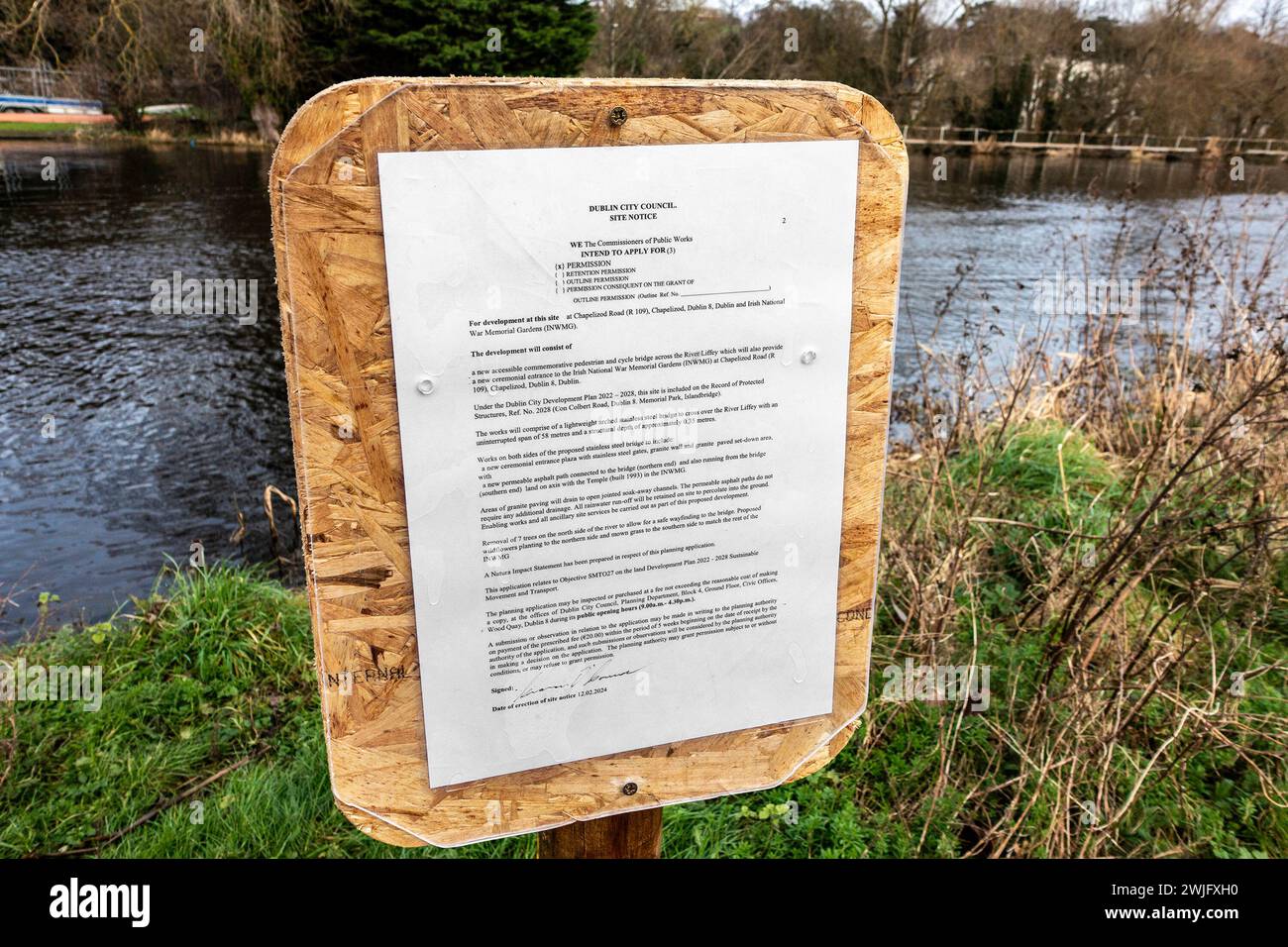 Le Bureau des travaux publics (OPW) cherche à obtenir une autorisation de construire un nouveau pont commémoratif pour piétons et cyclistes sur la rivière Liffey, à Dublin. Banque D'Images