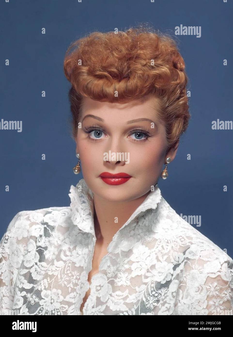 Lucille Ball. Portrait de l'actrice et comédienne américaine Lucille désirée Ball (1911-1989), toujours tiré de I Love Lucy épisode 'face to face', 1955 Banque D'Images