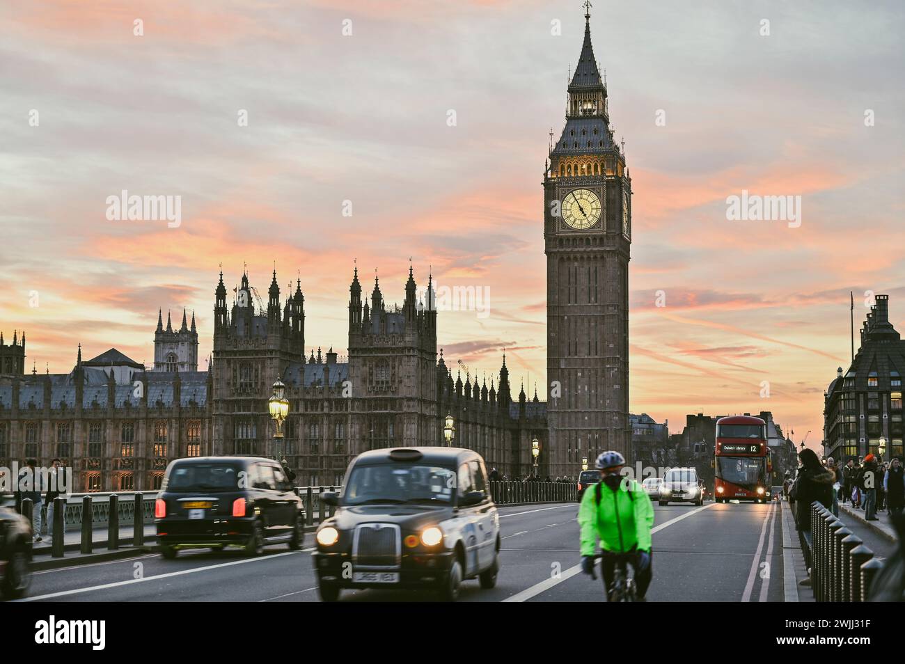 Coucher de soleil sur Westminster et Big Ben, Londres Banque D'Images