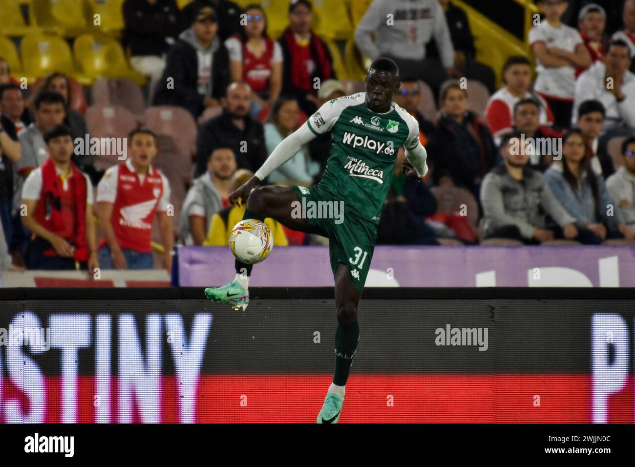 Bogota, Colombie. 13 février 2024. Jaider Moreno Sinisterra du Deportivo Cali lors du match BetPlay Dimayor entre Santa Fe (1) et Deportivo Cali (0) à Bogota, Colombie le 13 février 2024. Photo par : Cristian Bayona/long Visual Press crédit : long Visual Press/Alamy Live News Banque D'Images