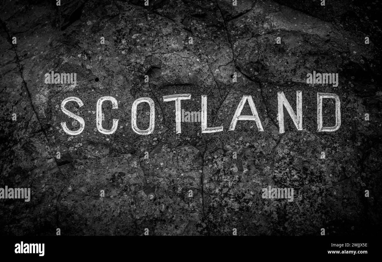Cart Bar, frontière écossaise / anglaise, Écosse, Northumberland. Images du panneau et de l'énorme rocher à la frontière écossaise, à carter Bat, sur la frontière Banque D'Images