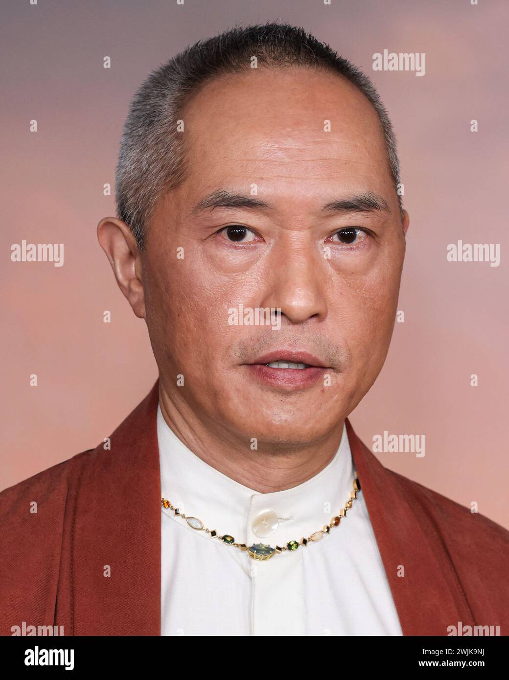 Hollywood, États-Unis. 15 février 2024. HOLLYWOOD, LOS ANGELES, CALIFORNIE, États-Unis - 15 FÉVRIER : Ken Leung arrive à la première mondiale de 'Avatar : The Last Airbender' saison 1 de Netflix qui se tient au Théâtre égyptien Hollywood le 15 février 2024 à Hollywood, Los Angeles, Californie, États-Unis. (Photo de Xavier Collin/image Press Agency) crédit : image Press Agency/Alamy Live News Banque D'Images