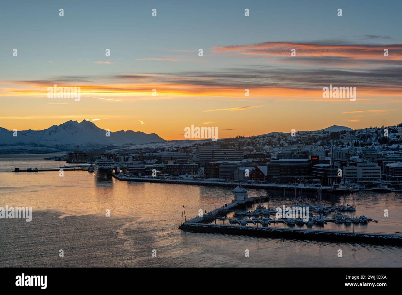 Coucher de soleil à Tromso, Norvège Banque D'Images