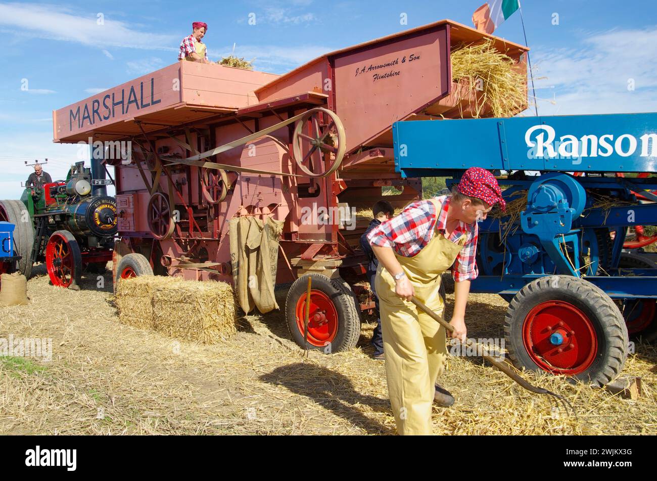 Vintage, battage, démonstration, St George, Conwy, pays de Galles du Nord, Royaume-Uni. Banque D'Images