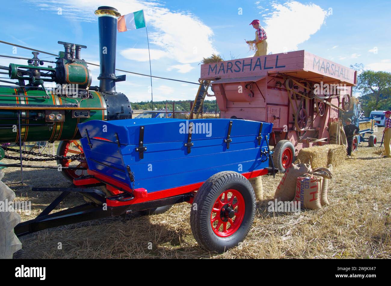 Vintage, battage, démonstration, St George, Conwy, pays de Galles du Nord, Royaume-Uni. Banque D'Images