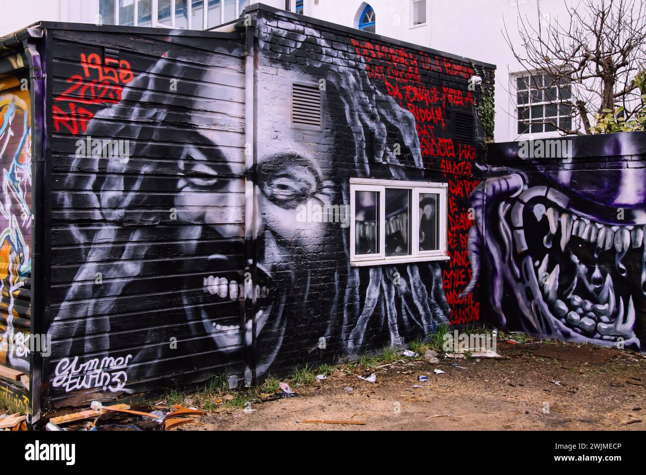 Graffiti Street art représentant Bob Marley sur Trafalgar Lane Brighton, East Sussex, Angleterre, Royaume-Uni, février 2024 Banque D'Images