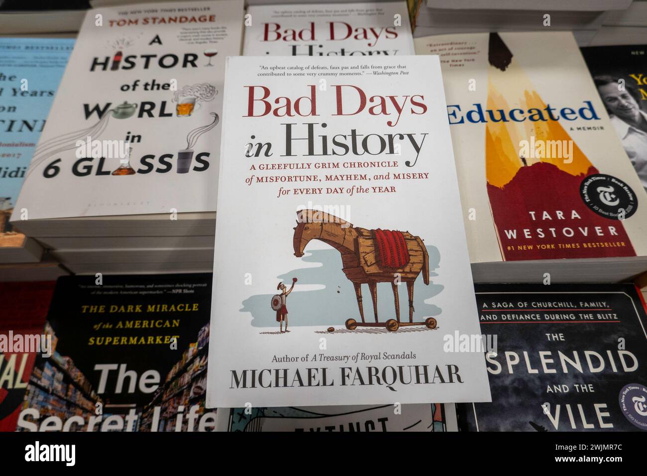 Barnes & Noble Booksellers sur la Cinquième Avenue à New York City a une large sélection de livres et de magazines, USA 2024 Banque D'Images