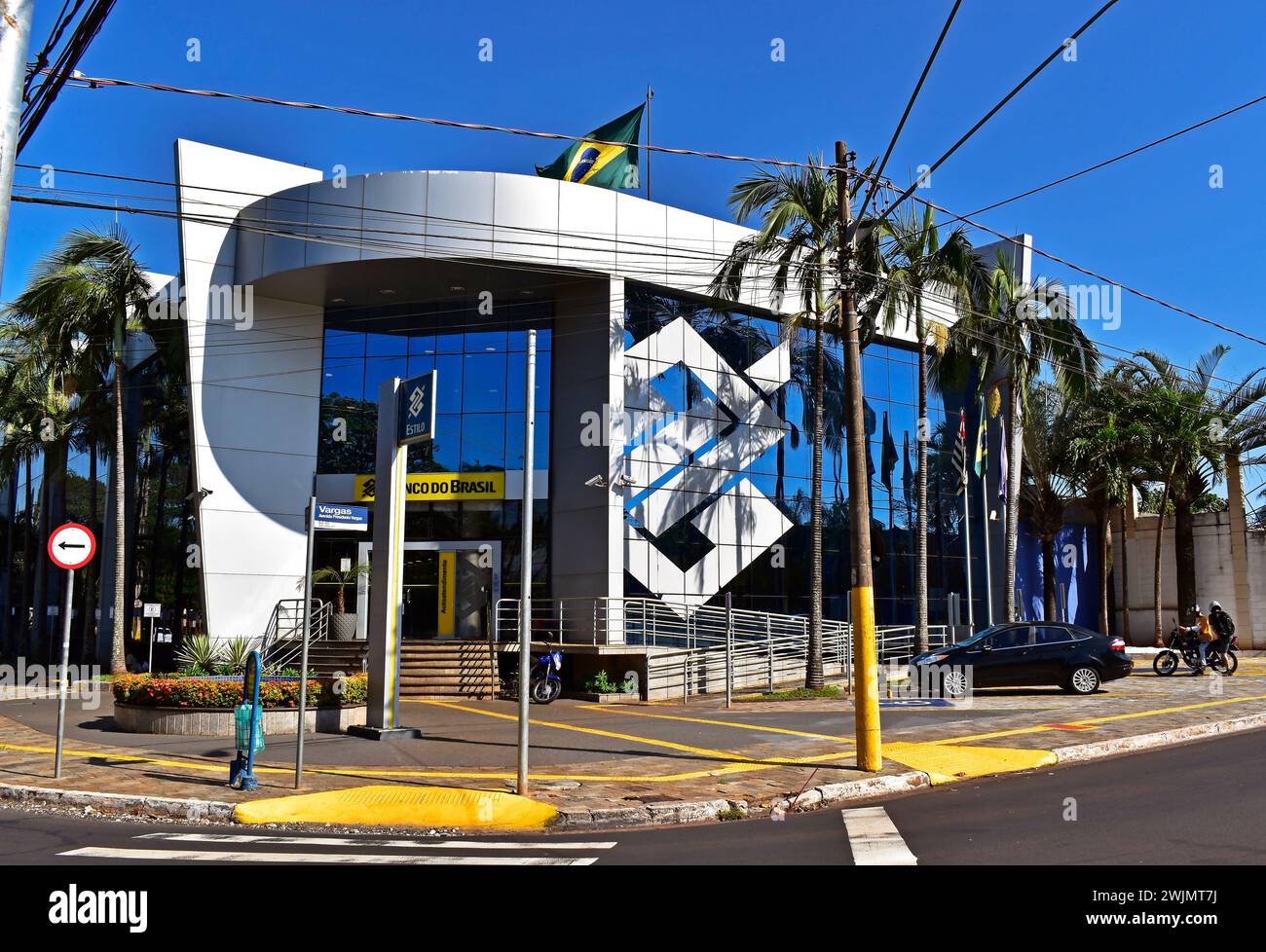 RIBEIRAO PRETO, SAO PAULO, BRÉSIL - 28 décembre 2023 : agence Banco do Brasil (Banque du Brésil) Banque D'Images