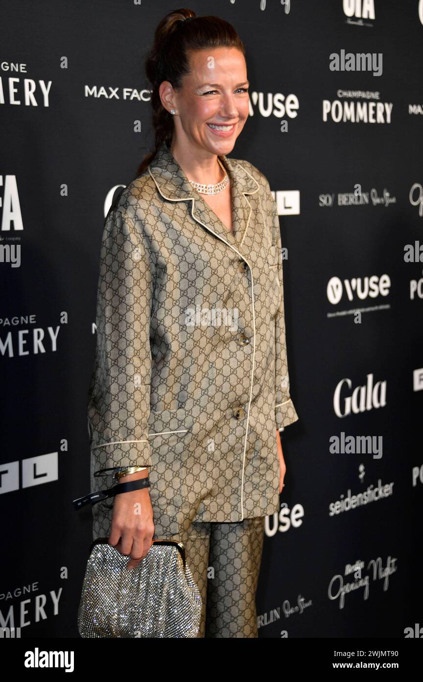 Alexandra Neldel BEI der Berlin soirée d'ouverture par Gala, UFA und RTL Deutschland im Rahmen der Berlinale 2024 / 74. Internationale Filmfestspiele Berlin im Hotel SO / Berlin Das Stue. Berlin, 15.02.2024 *** Alexandra Neldel à la soirée d'ouverture de Berlin par Gala, UFA et RTL Allemagne dans le cadre du Festival international du film de Berlin 2024 74 à l'Hôtel SO Berlin Das Stue Berlin, 15 02 2024 Foto:Xn.xKubelkax/xFuturexImagex Opening night 4227 Banque D'Images