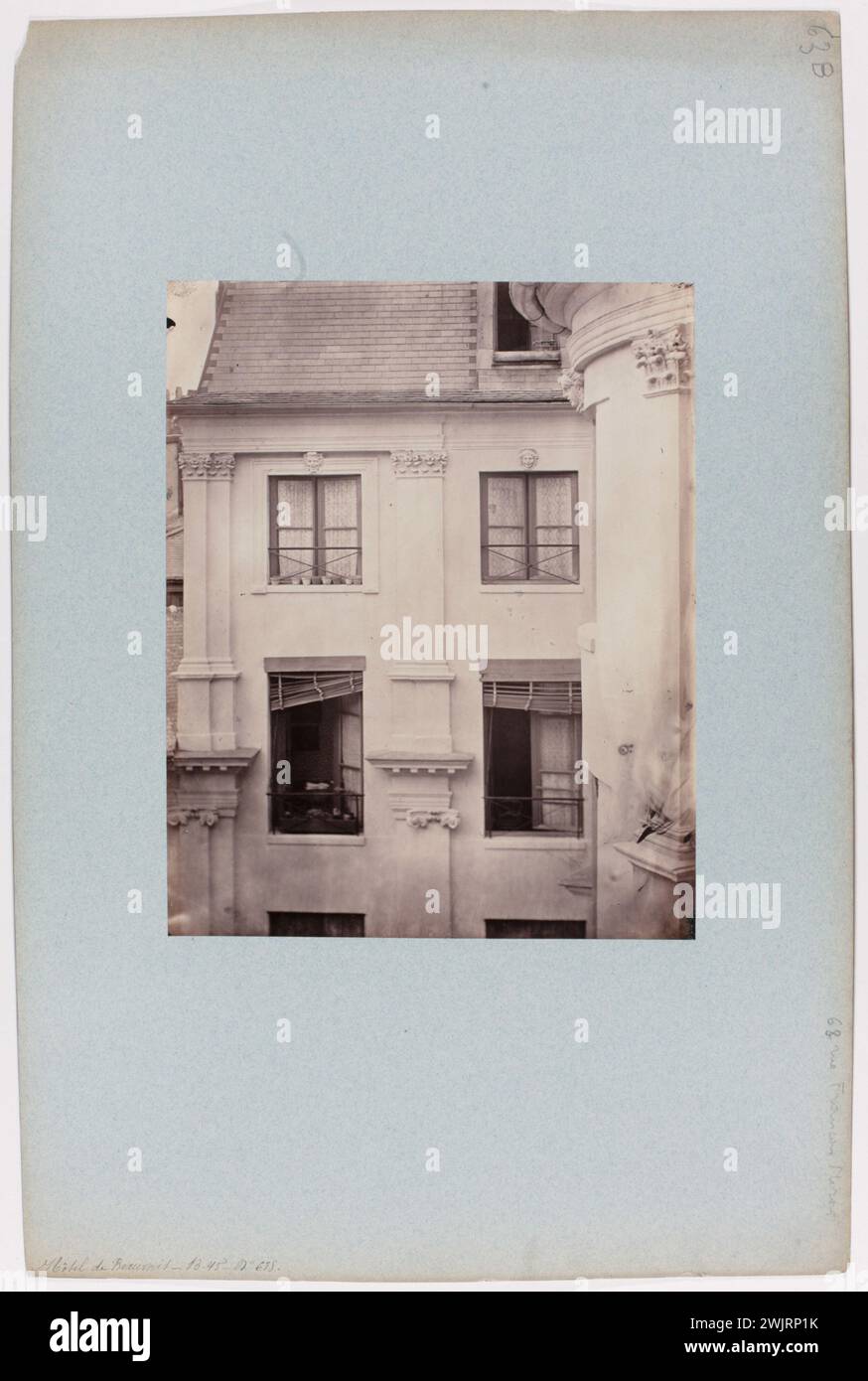 Emonts ou Emonds, Pierre (n.1831-03-29-D.1912), Hôtel de Beauvais, 68 rue François Miron, 4ème arrondissement, Paris (titre factice), 1862, papier albumine. Musée Carnavalet, histoire de Paris. Banque D'Images