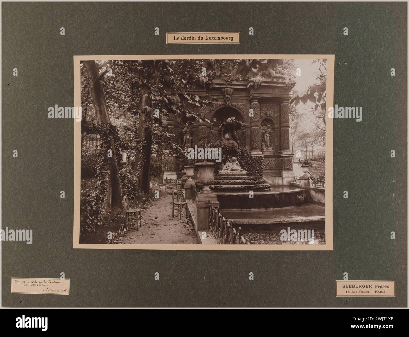 Séeberger Frères. Le jardin du Luxembourg / un coin près de la Fontaine / de Medici / septembre 1906. 'Un coin près de la Fontaine de Médicis, jardin du Luxembourg, 6ème arrondissement, Paris'. Tirage au bromure de gélatino-argent. en 1906-09-1906-09. Paris, musée Carnavalet. 123827-8 Banque D'Images