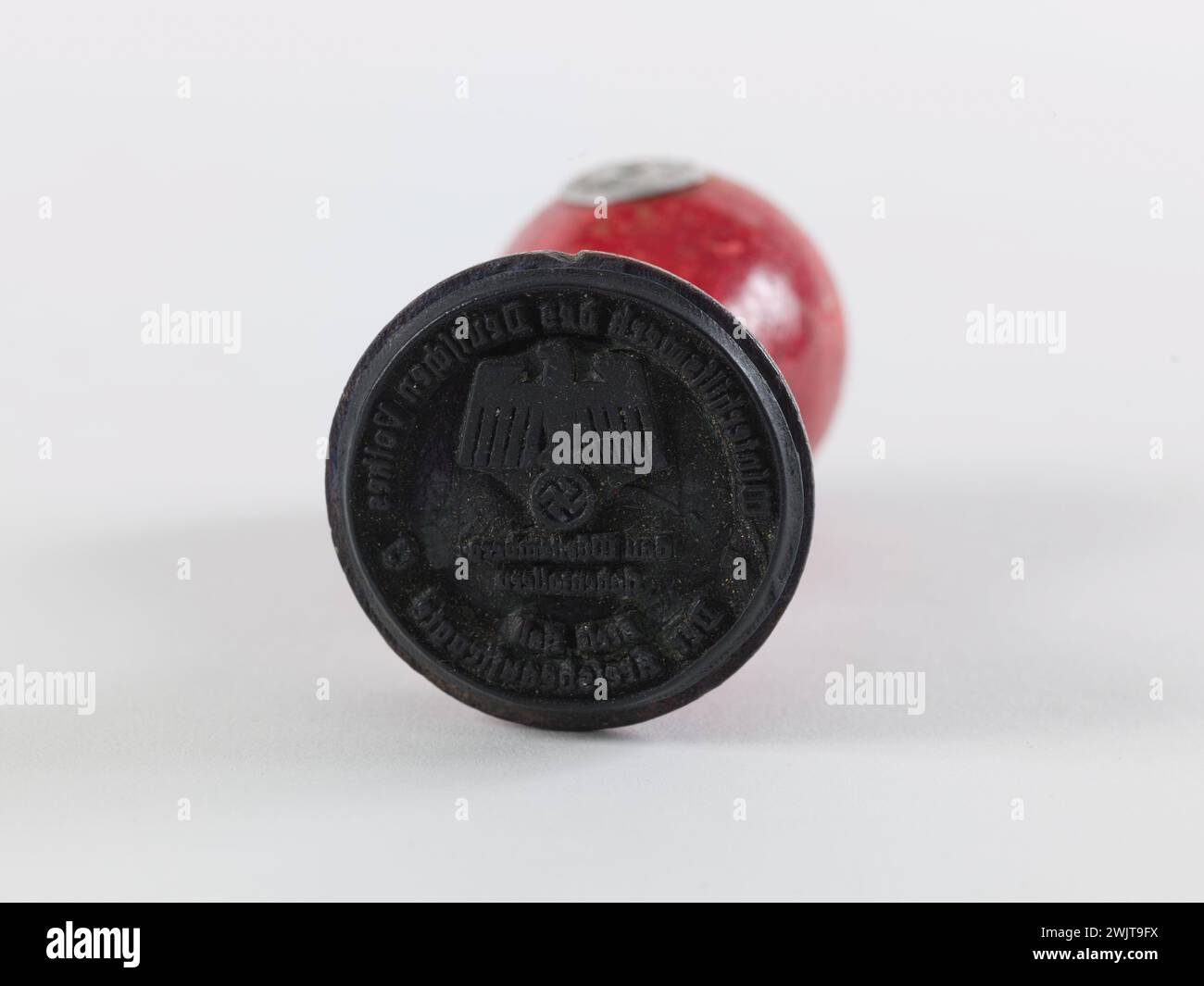 O. Krebs. Tampon Encreur pour timbre humide You Winterhilfower Deniner Volkes, carter Hall, Crusseaway, Giis Wiat Marteng-Hoshen-Hoshen-Hoshen-Hoshen-Hoshers. Boisté. 1933-1945. Homndoral Laclerc The LallectsCelc Fischecational Grouss The Lib libert est la longue-libearation du Paris, Musée Jean moyen Eméstine. 158812-21 Banque D'Images