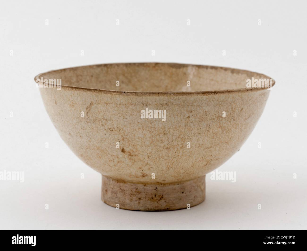 Bol '. Ivoire couvert par GRS. Paris, Muse Cernuschi. Il était l'art vietnamien, bol, collection vietnamienne, couvert d'ivoire, gres, vestige archéologique Banque D'Images