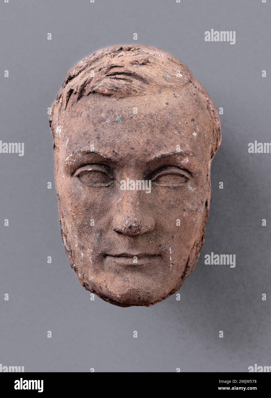 Jean-Pierre Dantan (1800-1869), dit Dantan le jeune. Masque inconnu. Terre cuite et plâtre. Paris, musée Carnavalet. Masque, plâtre, terre cuite Banque D'Images