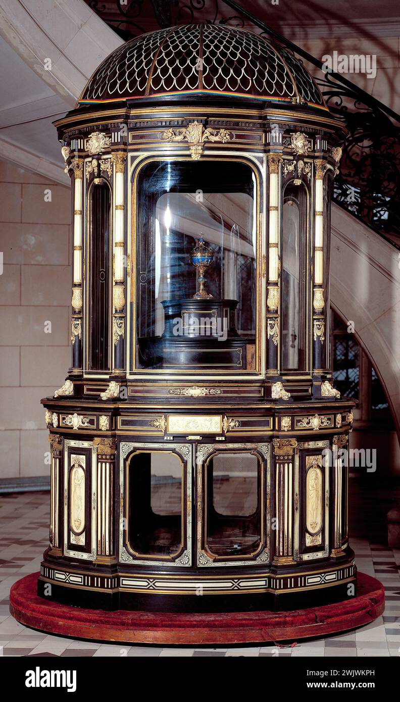 Léon Alessandri (1803-1883) Vitrine. Bois et ivoire. Musée des Beaux-Arts de la ville de Paris, petit Palais. 26985-3 Epoque Napoléon III, second Empire, Tempietto, vitrine monumentale Banque D'Images