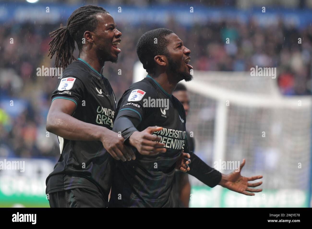 Bolton, Angleterre. 17 février 2024. Daniel Kanu célèbre après avoir marqué lors du match Sky Bet EFL League One entre Bolton Wanderers et Charlton Athletic. Kyle Andrews/Alamy Live News Banque D'Images