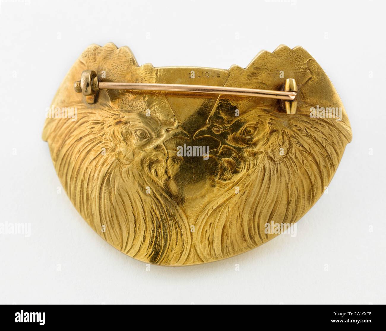 René Lalique (1860-1945) Broche. Maintenant, perle, coquille d'huître. Vers 1900. Musée des Beaux-Arts de la ville de Paris, petit Palais. Accessoire de mode, bijoux Banque D'Images