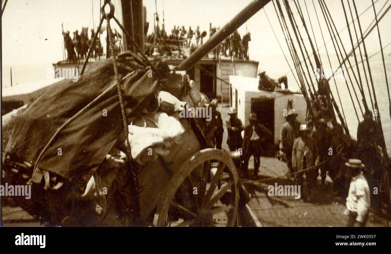 1912 Guerre italo-turque ou turco-italienne - soldats italiens arrivant à Tripoli Banque D'Images