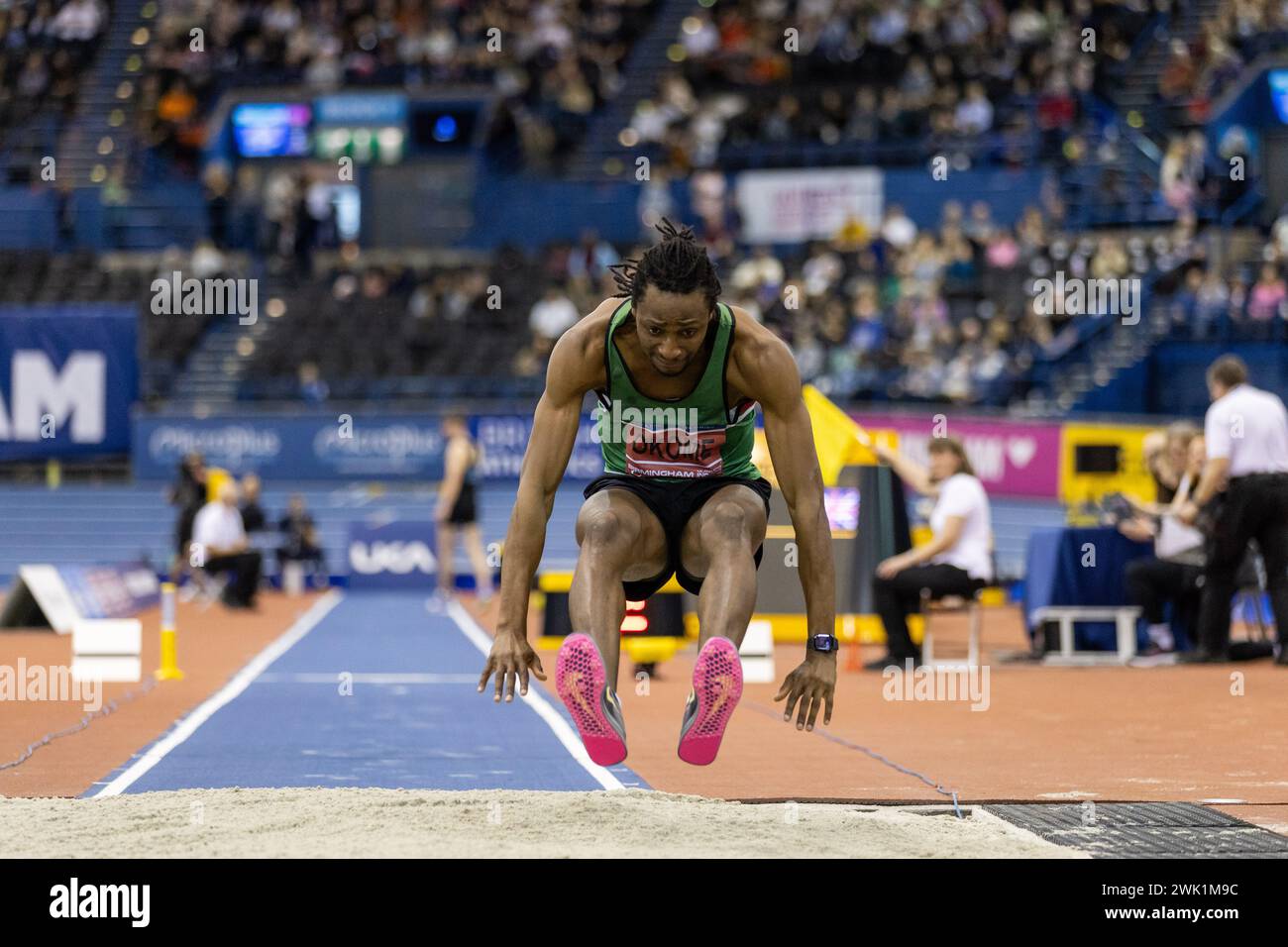 Birmingham, 18 février 2024, Triple Jump Men final – Seun Okome, Credit : Aaron Badkin/Alamy Live News Banque D'Images
