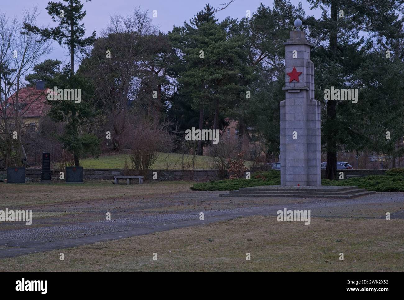 Oranienburg, Allemagne - 31 janvier 2024 : ce cimetière de guerre de l'Armée rouge contient les tombes de 500 soldats soviétiques qui ont été tués en 1945 pendant le second monde Banque D'Images