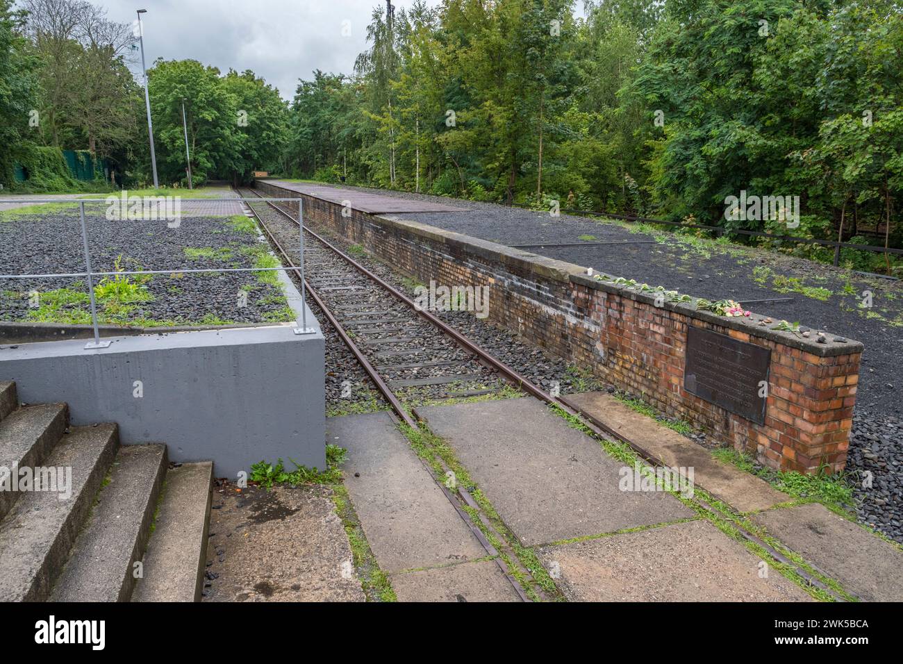 Platform 17 Memorial, un site commémoratif de l'Holocauste à Berlin-Grunewald Station, Berlin, Allemagne. Banque D'Images