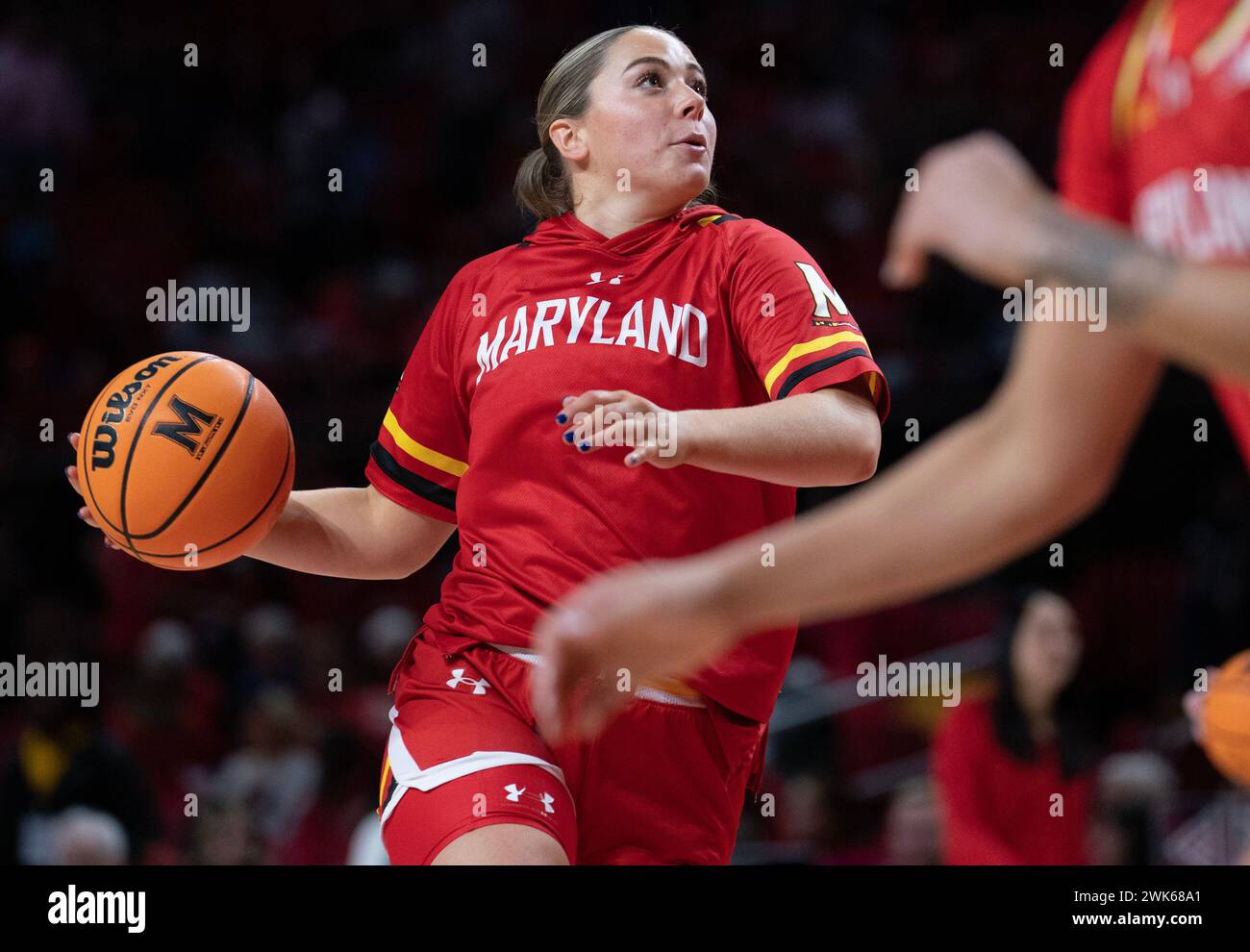 College Park, États-Unis. 18 février 2024. COLLEGE PARK, MD : - 18 FÉVRIER : la garde des Terrapins du Maryland Faith Masonius (13) se réchauffe avant un match de basket-ball universitaire féminin entre les Terrapins du Maryland et les Lions de Penn State Nittany au Xfinity Center, à College Park, Maryland, le 18 février 2024. (Photo de Tony Quinn/SipaUSA) crédit : Sipa USA/Alamy Live News Banque D'Images