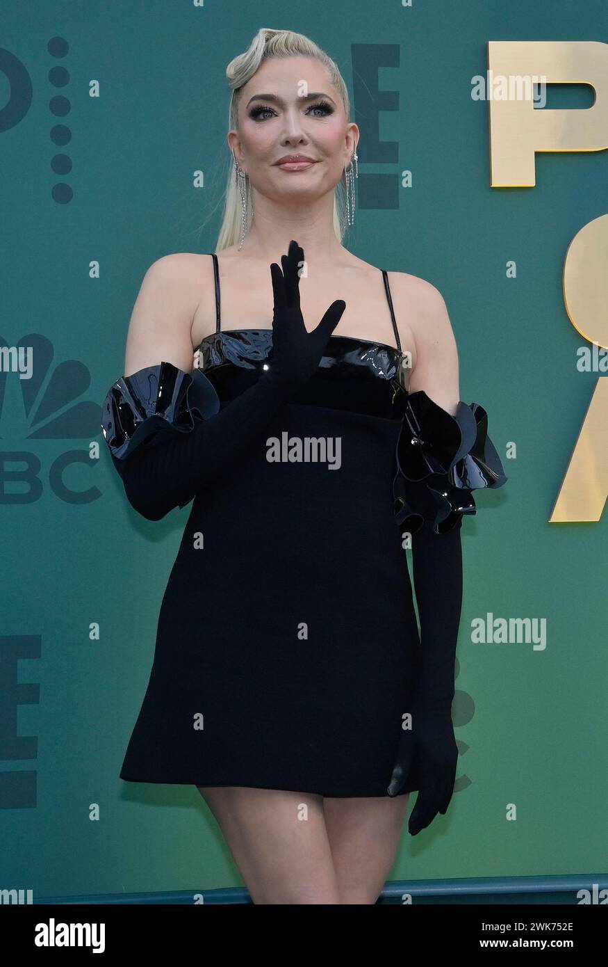 Los Angeles, États-Unis. 18 février 2024. Erika Jayne assiste aux People's Choice Awards au Barker Hangar de Santa Monica, Californie, le dimanche 18 février 2024. Photo de Jim Ruymen/UPI crédit : UPI/Alamy Live News Banque D'Images