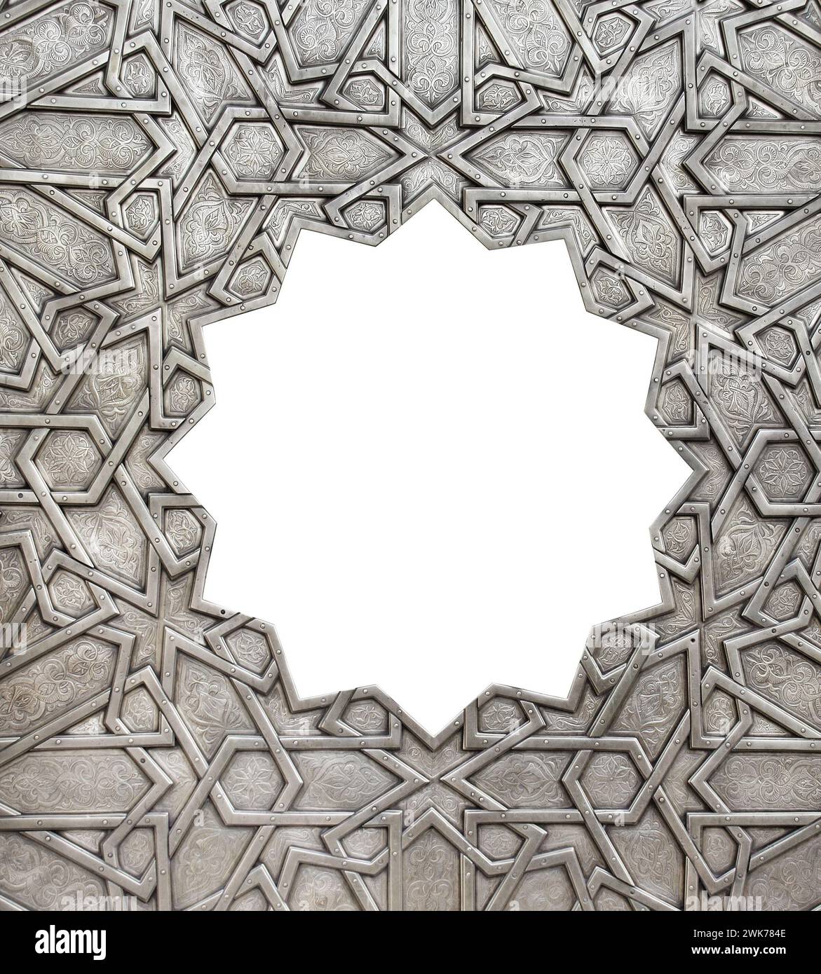 Cadre avec ornement islamique traditionnel. Volet de fenêtre en cuivre avec motif floral marocain antique et national. Ornements orientaux avec esprit artistique Banque D'Images