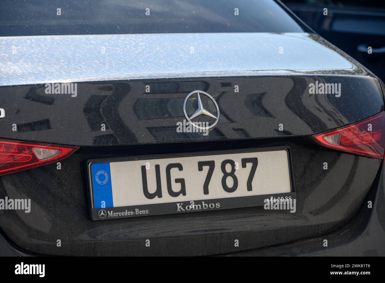 Gizelyurt Chypre 02.08.2024 Mercedes couvercle de coffre de voiture Banque D'Images