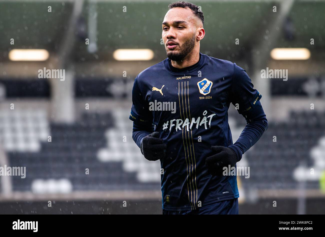 Gothenburg, Suède. 18 février 2024. Vinicius Nogueira (27 ans) de Halmstad BK vu lors du match de la Svenska Cup entre Halmstads BK et Helsingborg au Bravida Arena de Gothenburg. (Crédit photo : Gonzales photo - Amanda Persson). Banque D'Images