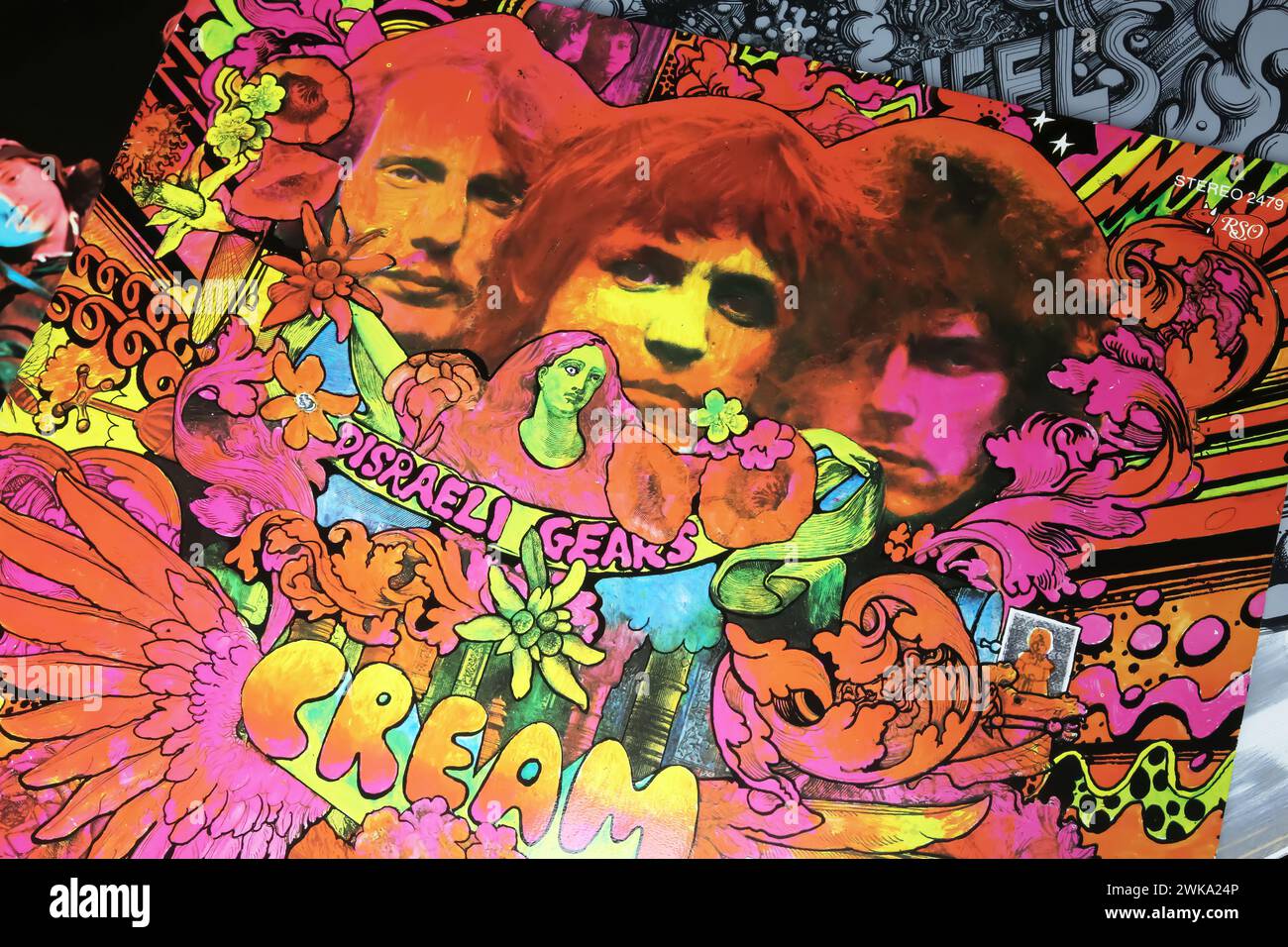 Viersen, Allemagne - 9 janvier. 2024 : gros plan sur la pochette de l'album vinyle Disraelei Gears du groupe de rock britannique The Cream de 1967 Banque D'Images
