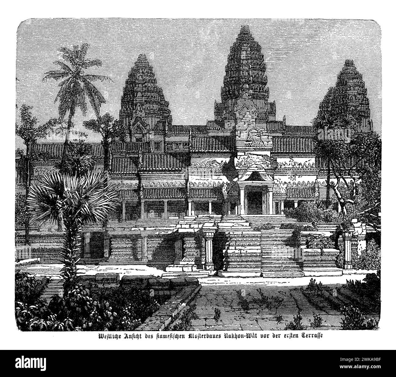 La vue ouest d'Angkor Wat avant la première terrasse offre une vue imprenable sur le plus grand monument religieux du monde, mettant en valeur ses tours emblématiques ressemblant à un lotus et les vastes douves qui entourent le complexe du temple. Angkor Wat est un chef-d'œuvre de l'architecture khmère, connu pour ses bas-reliefs complexes, sa construction en grès et l'harmonie de son design, qui symbolise la cosmologie hindoue. Il est situé à Angkor, l'ancienne capitale de l'Empire khmer Banque D'Images