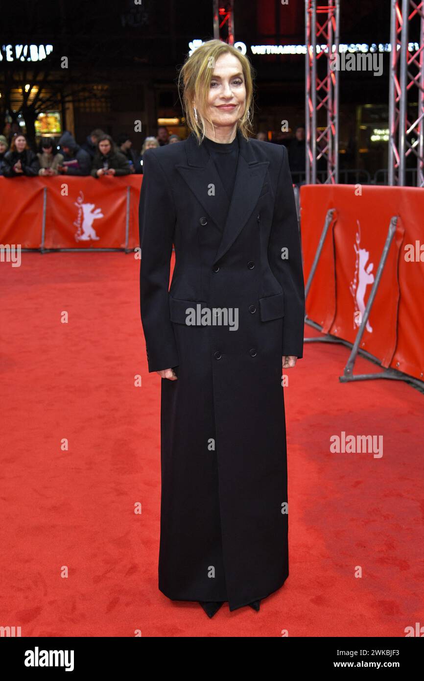 Berlin, Allemagne. 19 février 2024. Isabelle Huppert participe au Photocall les gens d'A Cote (My New Friends) lors du 74e Festival international du film de la Berlinale de Berlin au Grand Hyatt Hotel à Berlin, Allemagne, le 19 février 2024. Photo par Aurore Marechal/ABACAPRESS.COM crédit : Abaca Press/Alamy Live News Banque D'Images