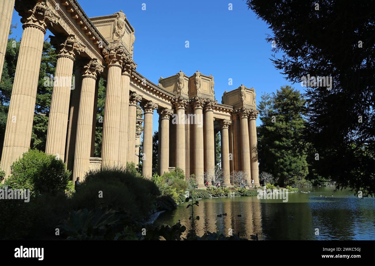 Paysage avec colonnade - le Palais des Beaux-Arts, San Francisco Banque D'Images