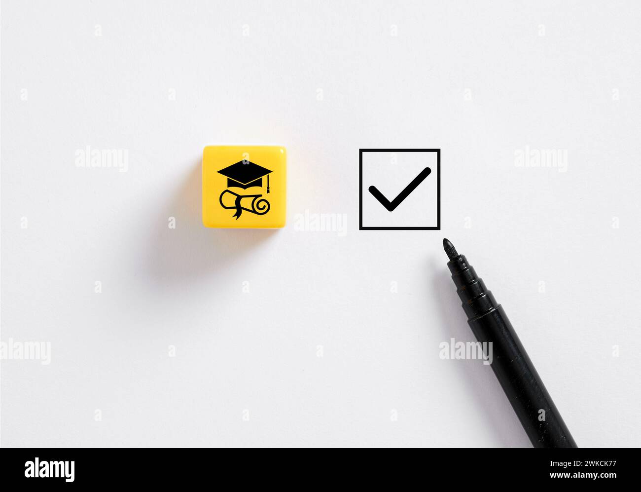 Approbation de graduation. Concept de graduation universitaire ou scolaire. Banque D'Images