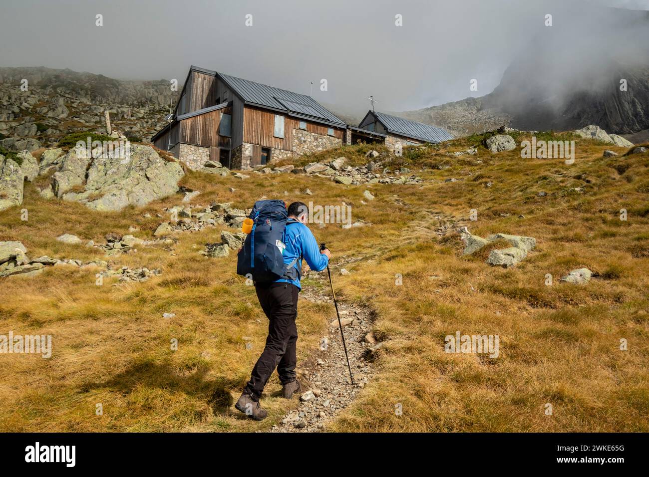 Refuge des Estagnous, valle de Valier -- Riberot, Parc Naturel Regional de los Pirineos de Ariège, cordillera de los Pirineos, Francia. Banque D'Images