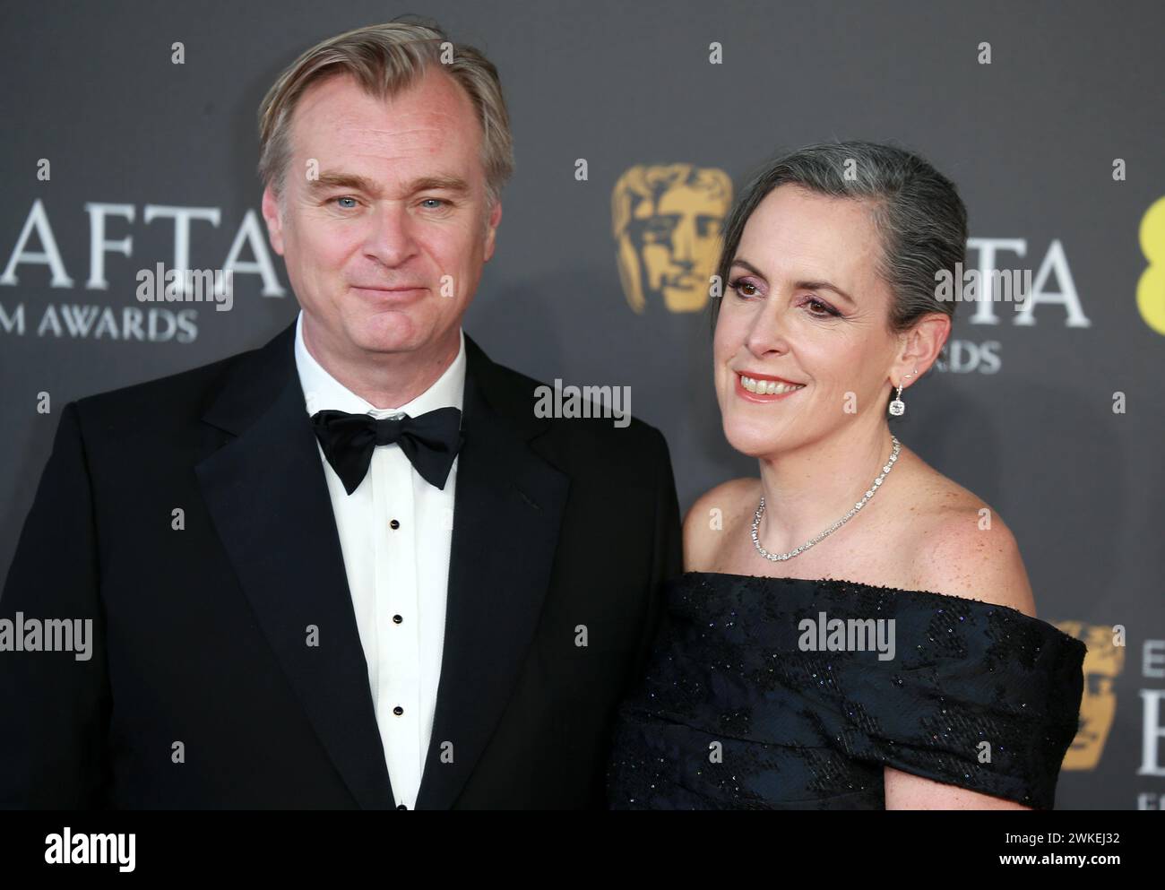 Christopher Nolan et Emma Thomas assistent aux EE BAFTA film Awards 2024 au Royal Festival Hall de Londres. Banque D'Images