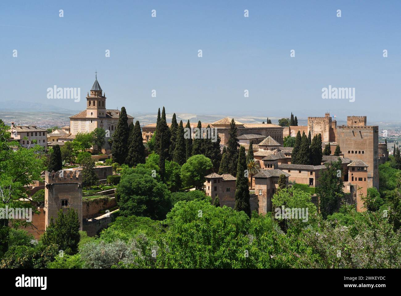 alhambra;palais d'été;domaine de campagne;complexe de forteresse;architecture islamique;commencé 1238;mauresque;nasride;grenade;espagne; Banque D'Images