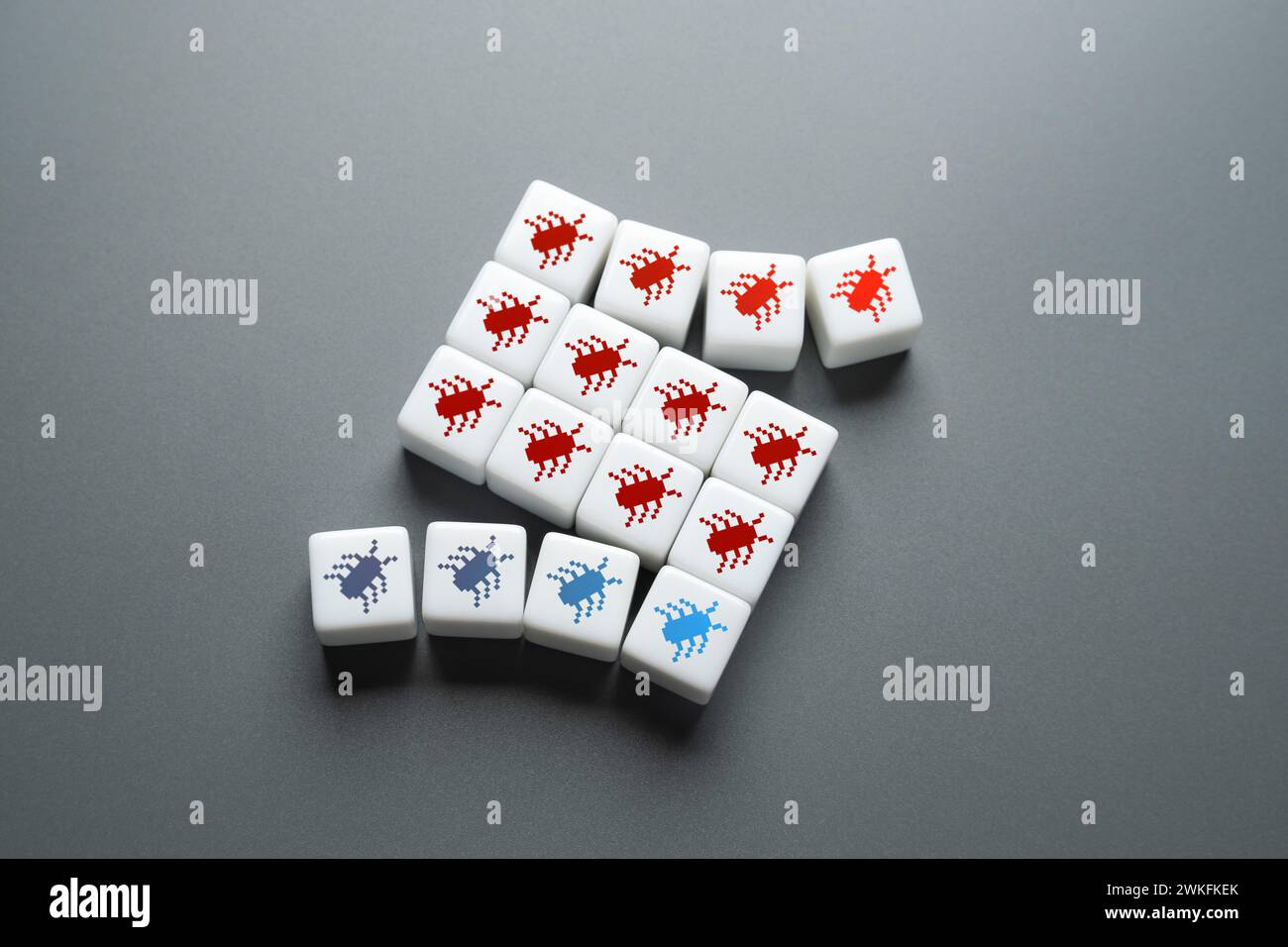 Correction des bugs et accumulation de nouveaux. Développement et tests. Trouver des vulnérabilités et des erreurs dans les logiciels pour obtenir des récompenses. Débogage. Dépannage Banque D'Images