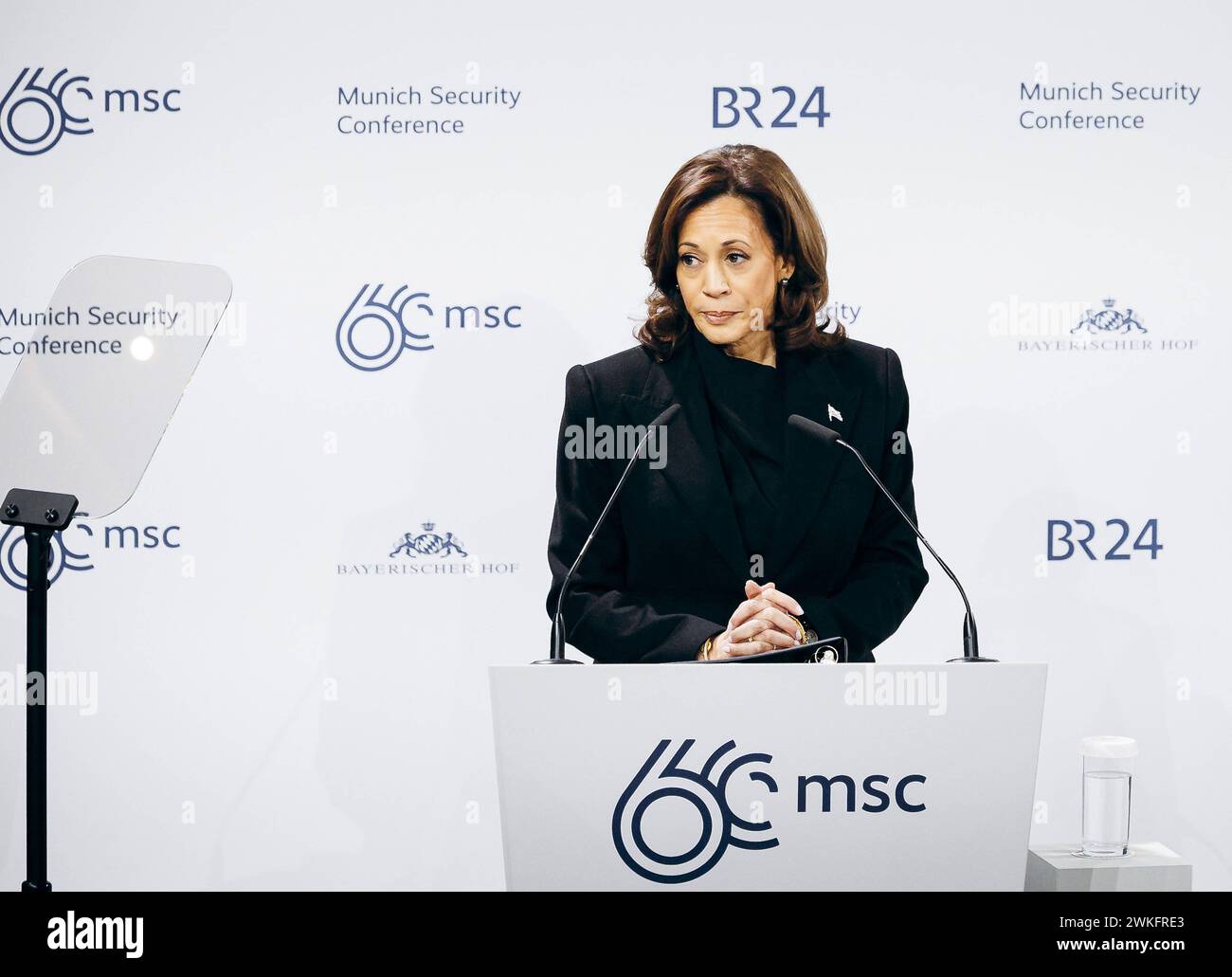 Kamala Harris, US-Vizepraesidentin, aufgenommen BEI einer Rede im Rahmen der Muenchner Sicherheitskonferenz MSc à Berlin, 16.02.2024. Berlin Deutschland *** Kamala Harris, vice-présidente américaine, a été enregistrée lors d'un discours à la conférence de Munich sur la sécurité MSC à Berlin, 16 02 2024 Berlin Allemagne Copyright : xFelixxZahnx Banque D'Images